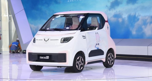 NanoEV Disney - Mẫu xe điện 2 cửa bước ra từ hoạt hình Disney, giá quy đổi chỉ từ 210 triệu đồng